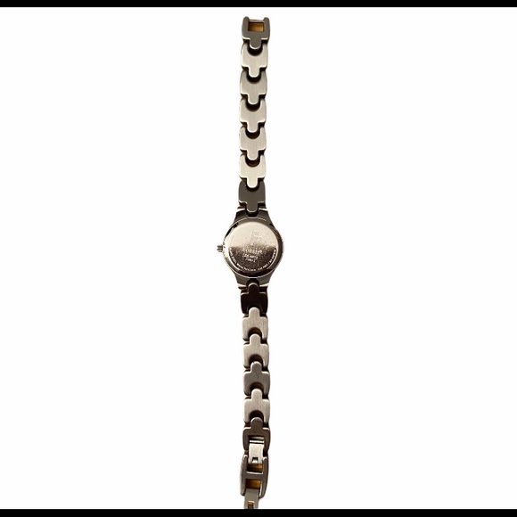 Vintage Iridescent  Fossil Ladies Watch - Picture 4 of 4